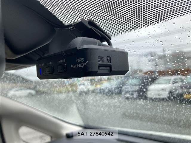 Nissan NOTE 2017-12 302420-6