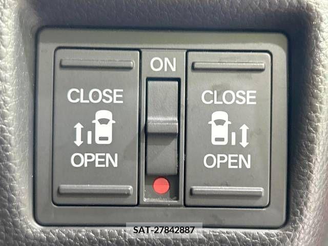 Honda N BOX CUSTOM 2019-09 330781-4