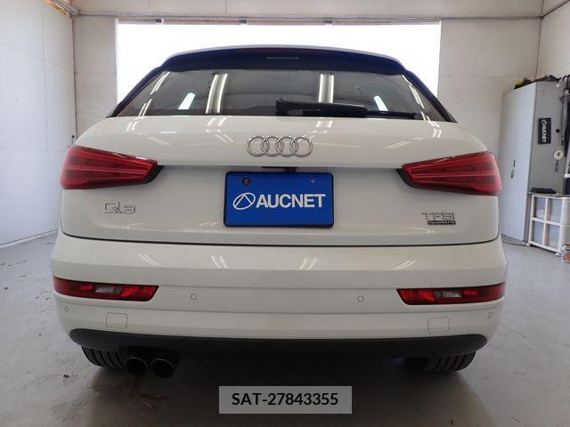 Audi Q3 2017-04 333724-5