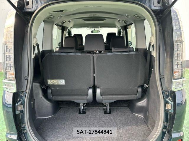 Toyota VOXY 2014-08 321409-17