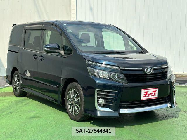 Toyota VOXY 2014-08 321409-6