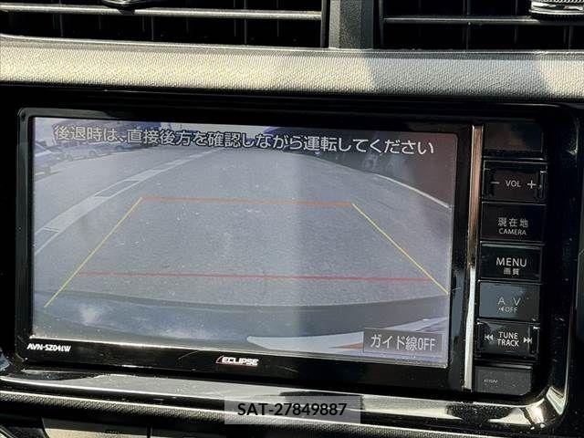 Toyota AQUA 2015-08 389279-4