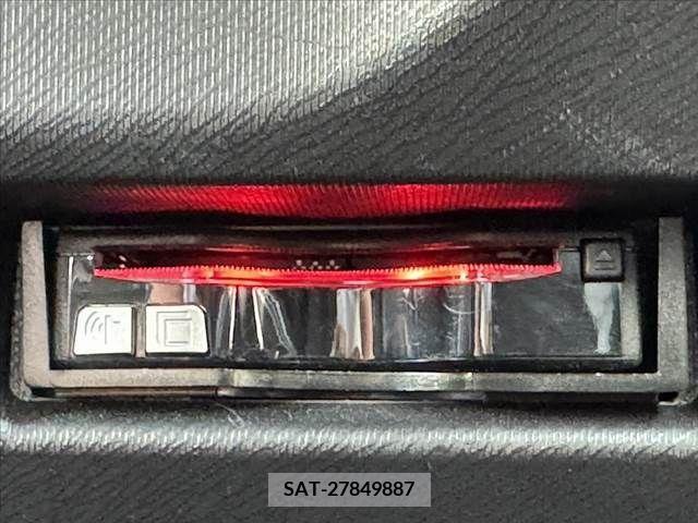 Toyota AQUA 2015-08 389279-6