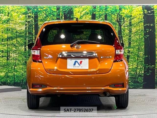 Nissan NOTE 2017-09 365445-15