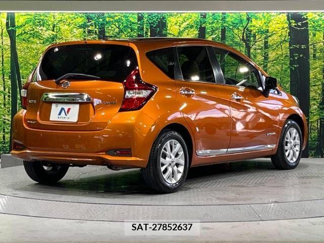 Nissan NOTE 2017-09 365445-17