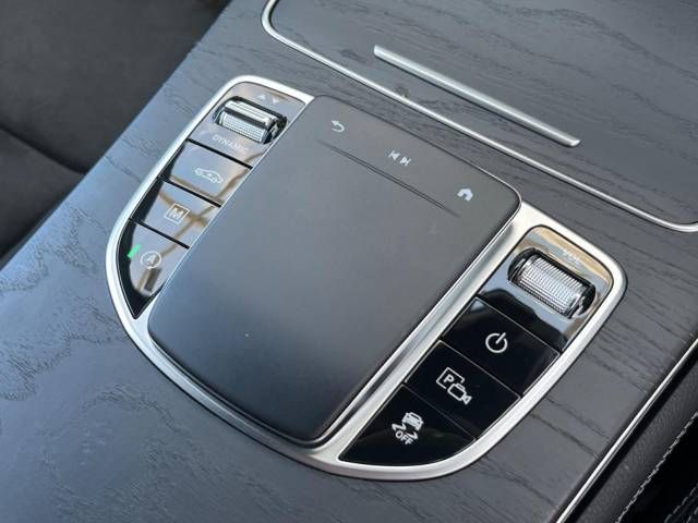 Mercedes Benz GLC-CLASS 2020-04 20498-11