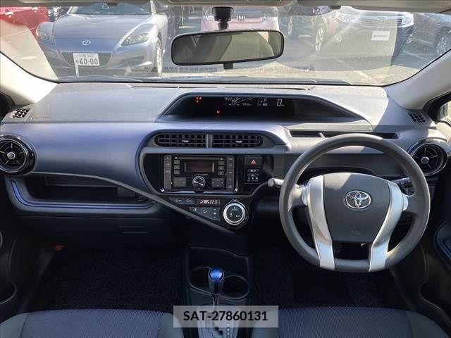 Toyota AQUA 2015-03 314222-1