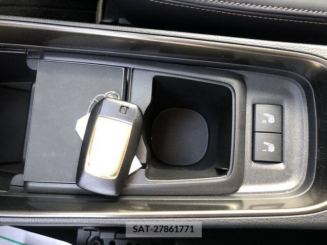 Toyota AQUA 2023-02 206737-12