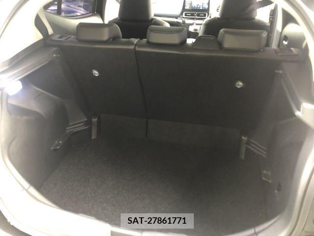 Toyota AQUA 2023-02 206737-16