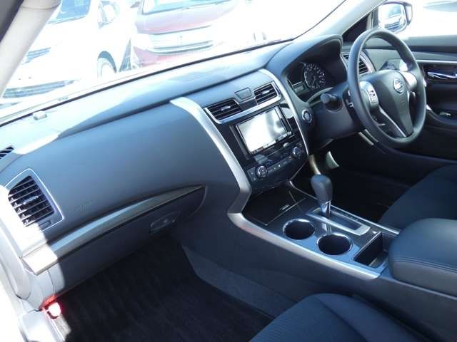 Nissan TEANA 2017-01 185565-11
