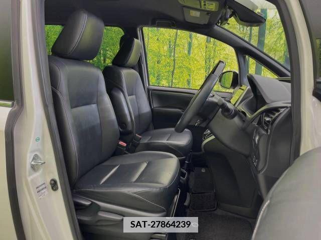 Toyota ESQUIRE 2018-02 359774-7