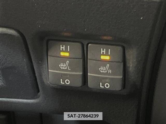 Toyota ESQUIRE 2018-02 359774-5