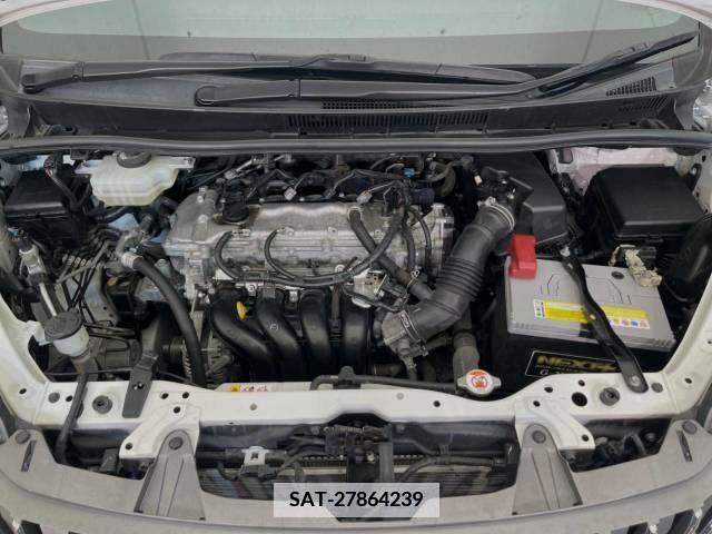 Toyota ESQUIRE 2018-02 359774-18