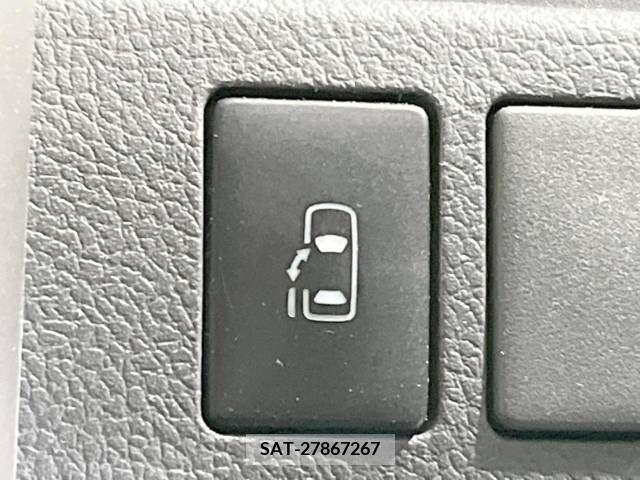 Toyota VOXY 2010-03 321367-4