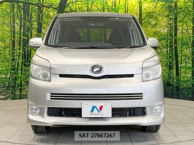 Toyota VOXY 2010-03 321367-15