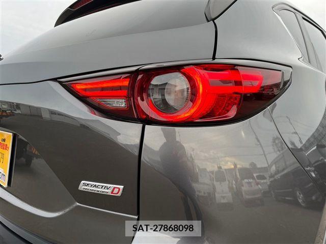 Mazda CX-5 2018-09 371860-11