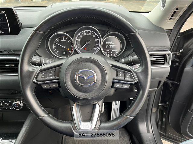 Mazda CX-5 2018-09 371860-16