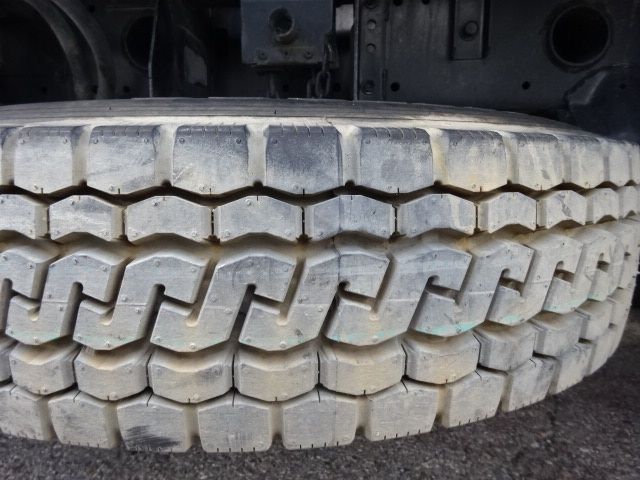 Hino DUTRO 2018-09 190597-17