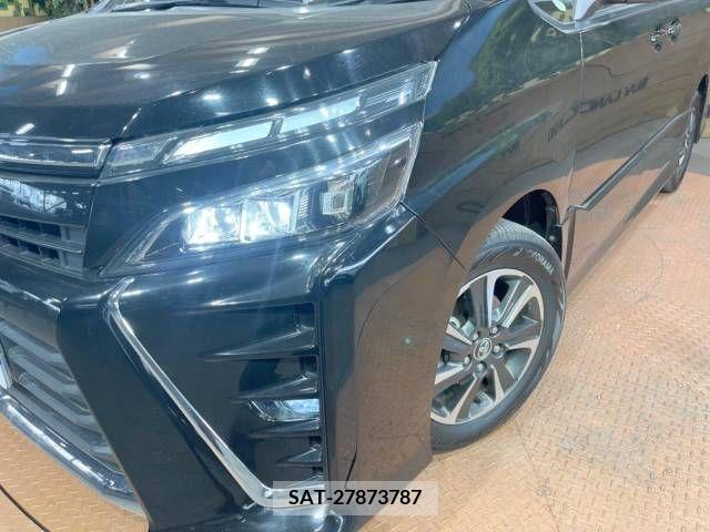 Toyota VOXY 2017-10 247103-12