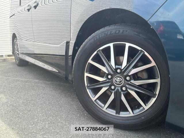 Toyota VOXY 2014-04 329590-16