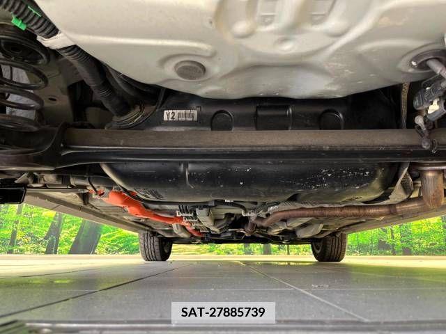 Toyota AQUA 2017-07 346331-19