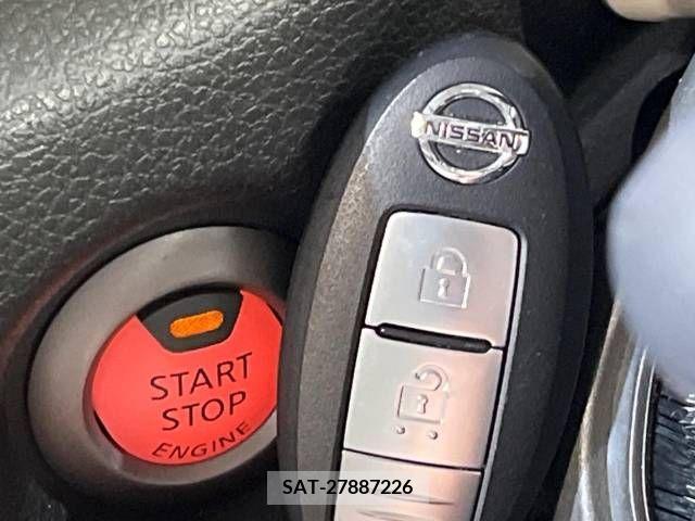 Nissan CUBE 2018-01 320682-4
