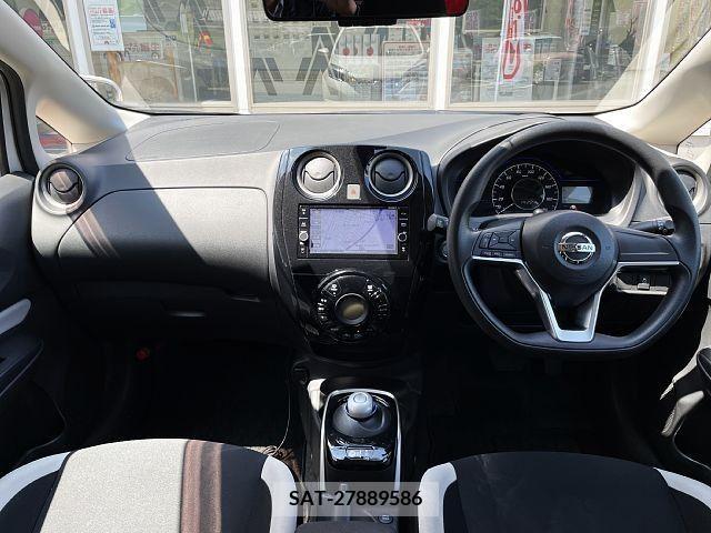 Nissan NOTE 2019-02 305456-1