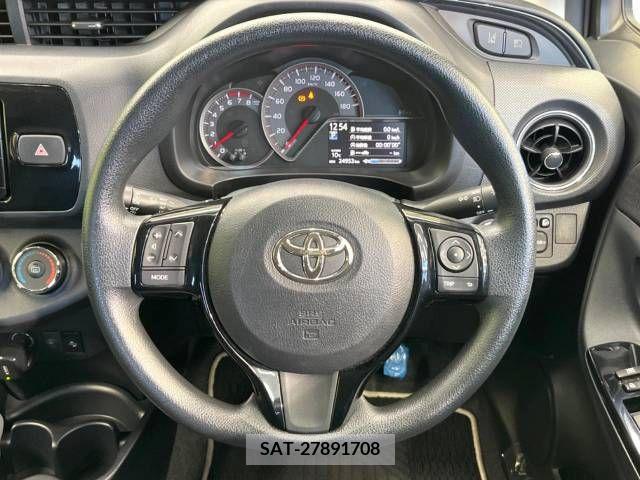 Toyota VITZ 2016-08 251788-11