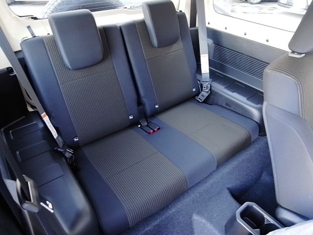 Suzuki JIMNY SIERRA 2023-11 181866-3