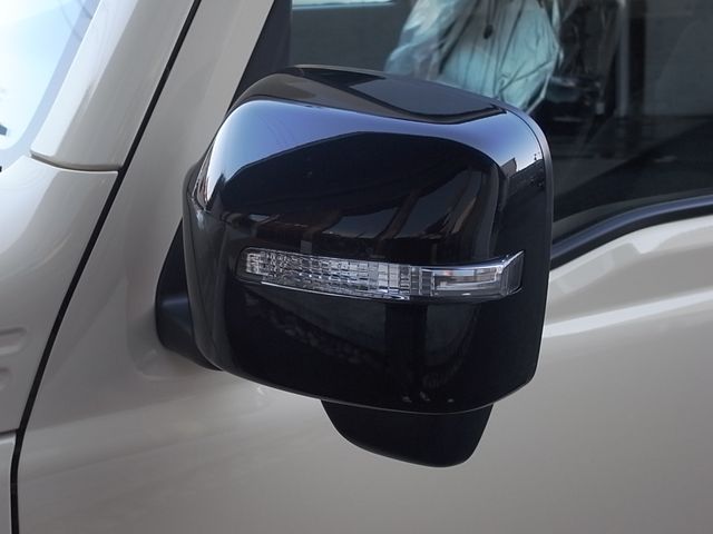 Suzuki JIMNY SIERRA 2023-11 181866-14