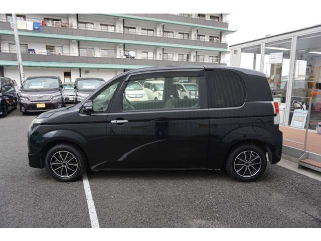 Toyota SPADE 2012-09 380-5