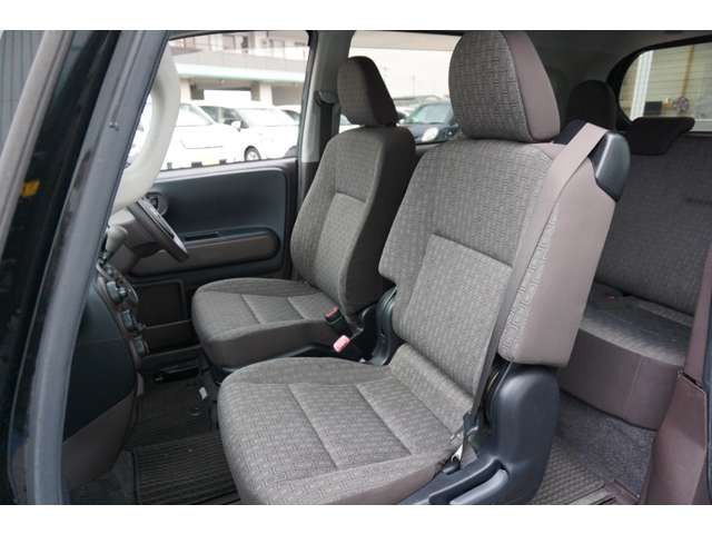 Toyota SPADE 2012-09 380-15