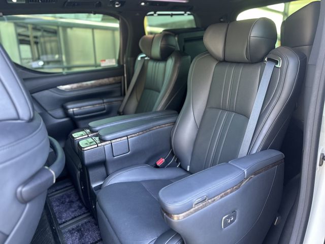 Toyota ALPHARD 2021-01 18956-9