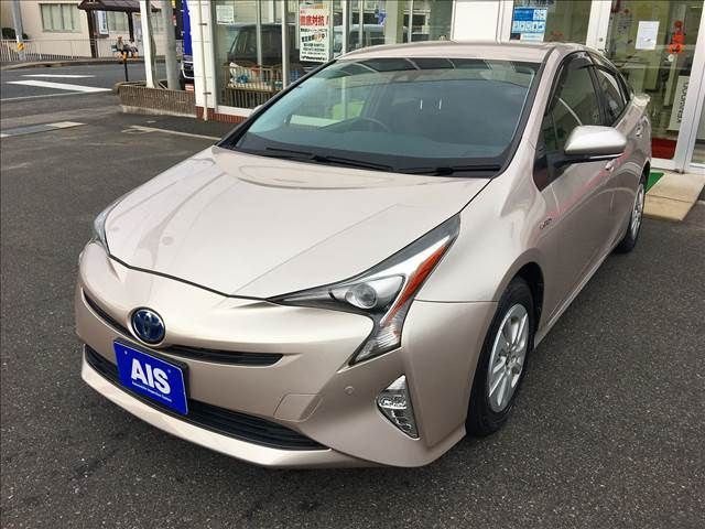 Toyota PRIUS 2016-09 11982-0