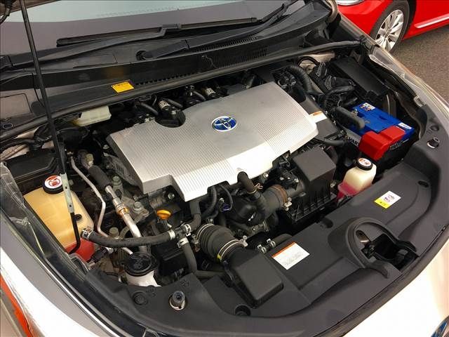 Toyota PRIUS 2016-09 11982-15