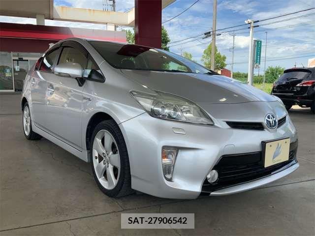 Toyota PRIUS 2013-10 366587-6
