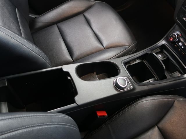 Mercedes Benz B-CLASS 2014-07 1790-22