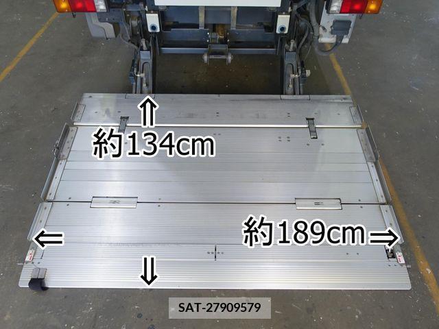 Mitsubishi CANTER 2013-08 396003-2