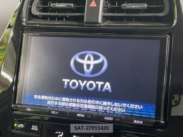 Toyota PRIUS 2018-02 233186-3