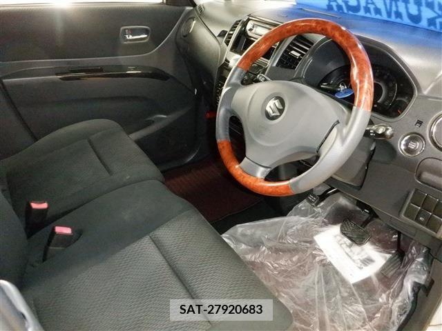 Mazda BIANTE 2010-02 247730-2