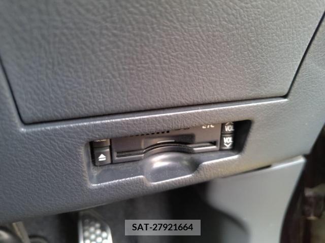 Toyota BB 2016-04 386789-19