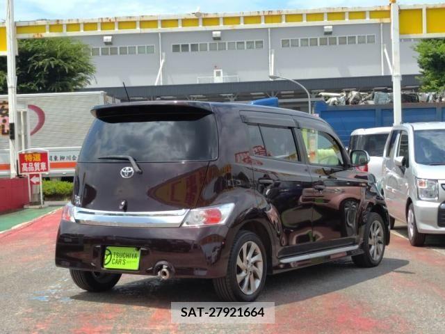 Toyota BB 2016-04 386789-1