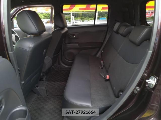 Toyota BB 2016-04 386789-22
