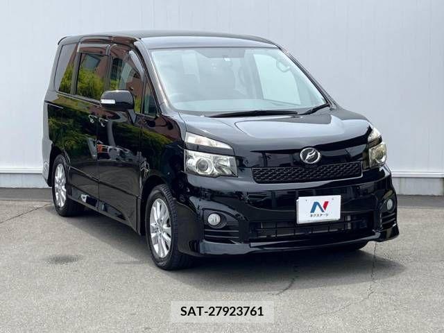 Toyota VOXY 2011-09 386029-17