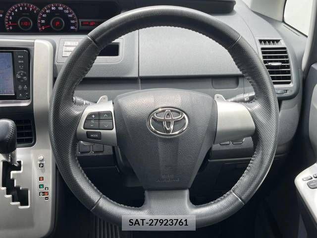 Toyota VOXY 2011-09 386029-12