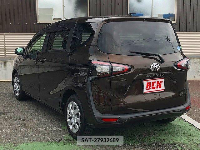 Toyota SIENTA 2018-03 330227-8