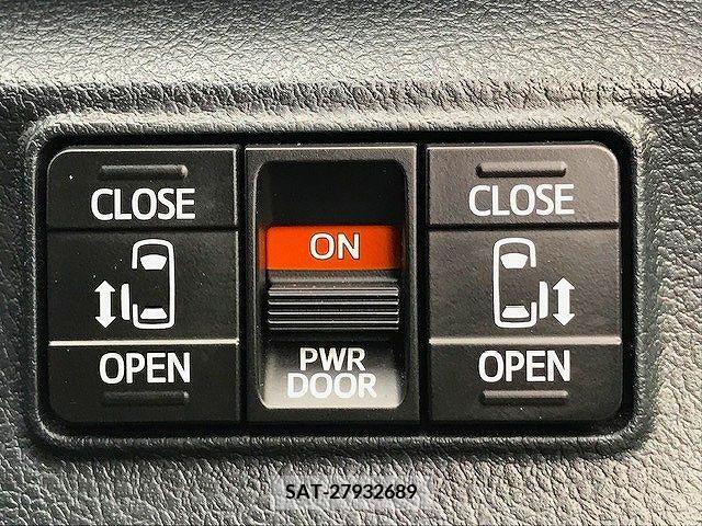 Toyota SIENTA 2018-03 330227-15