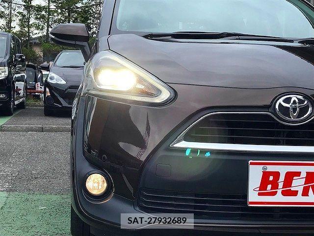 Toyota SIENTA 2018-03 330227-25
