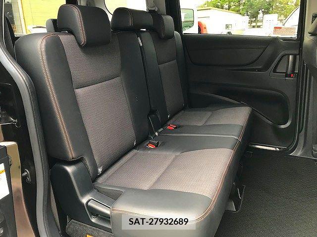 Toyota SIENTA 2018-03 330227-9