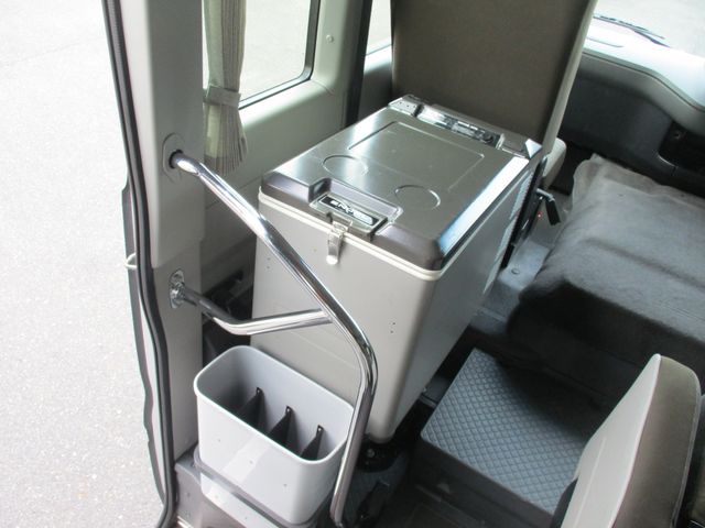Toyota COASTER 2017-06 4583-17